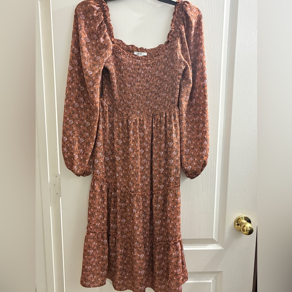 AUW Long Sleeve Floral Dress in Brown